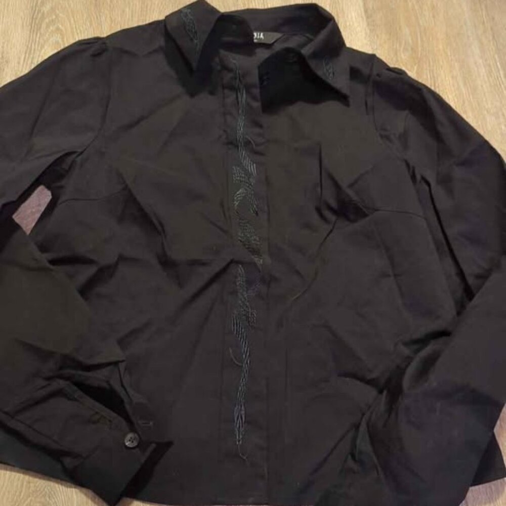 Disturbia shadowbane long sleeve button up snake detail shirt size 2 new